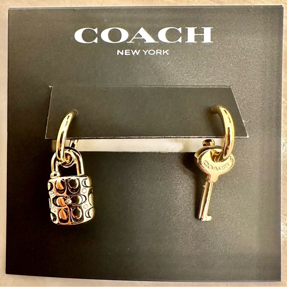 FREE FREE COACH earrings retail $95. With a $400 purchase. 2 n stock - Picture 6 of 6